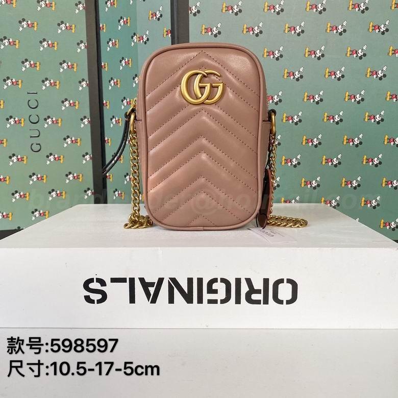 Gucci Handbags 401